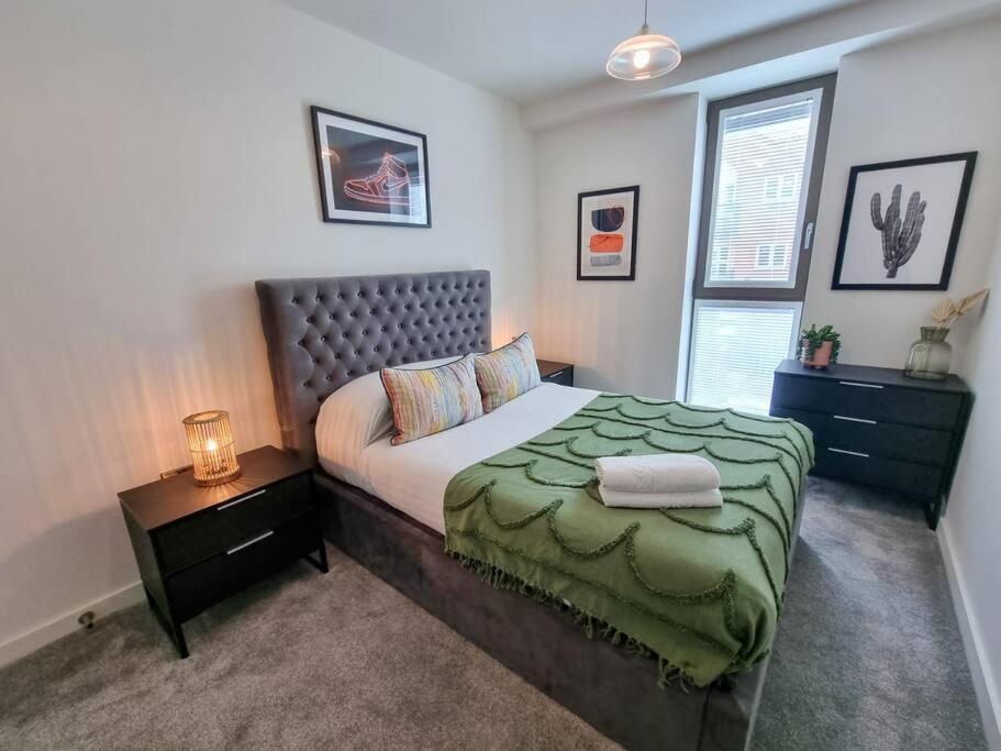 Luxury City Centre Townhouse With Parking Manchester Bagian luar foto
